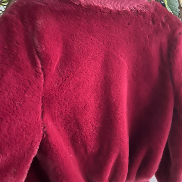 IRIS Faux Fur Bomber Jacket - Picture 5 of 5